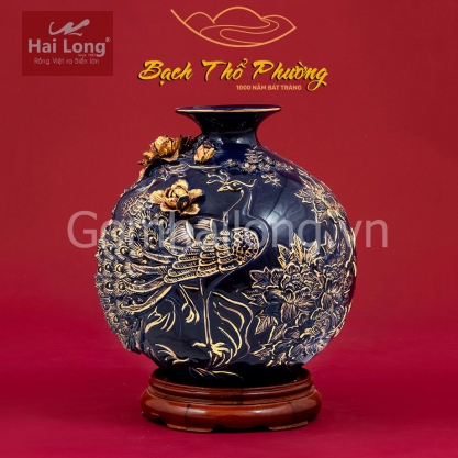 bình hút tài lộc vẽ vàng công đào men bích lưu ly