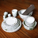 Set 18 sản phẩm bộ đồ ăn bằng sứ vẽ hoa dây (Trắng)