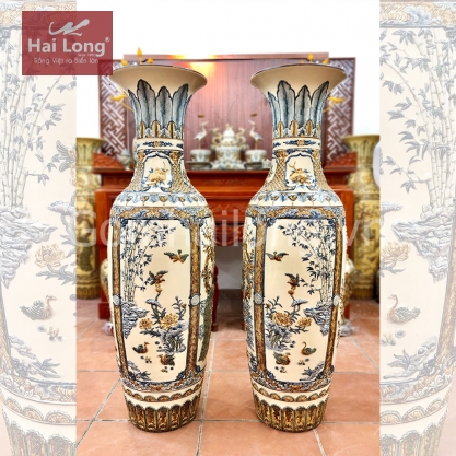 Lộc bình 1m6 tứ cảnh Tùng - Cúc - Trúc - Mai đắp nổi men trắng tràm