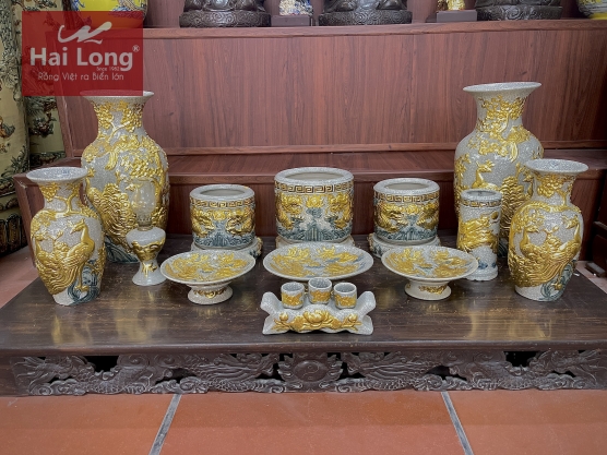 [Sale 50%] Bộ đồ thờ men Rạn Gạo Nếp Dát Vàng cho ban 1m54 trở lên